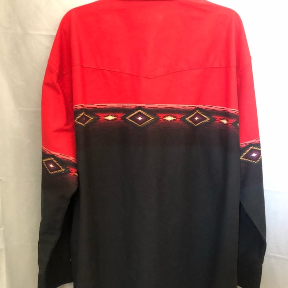 Men’s Wrangler Western Snap Shirt - Picture 2 of 5